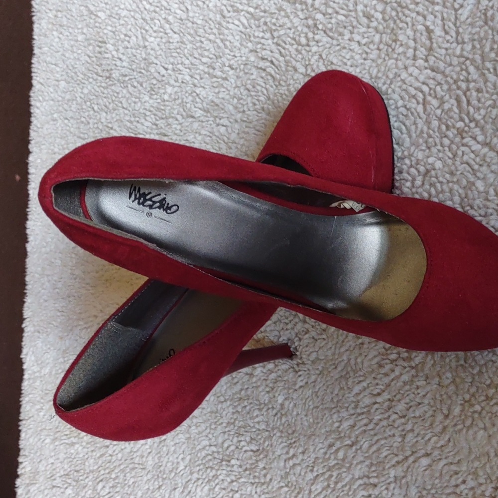 Women's shoes. Mossimo, Candies, Fashion Tradition. All size 8. Red, gold, beige